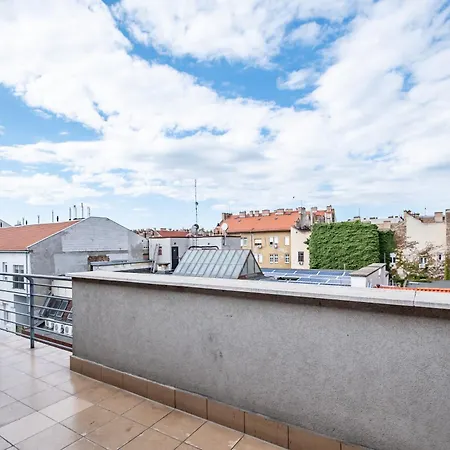 Prime -comfortable One Bedroom *